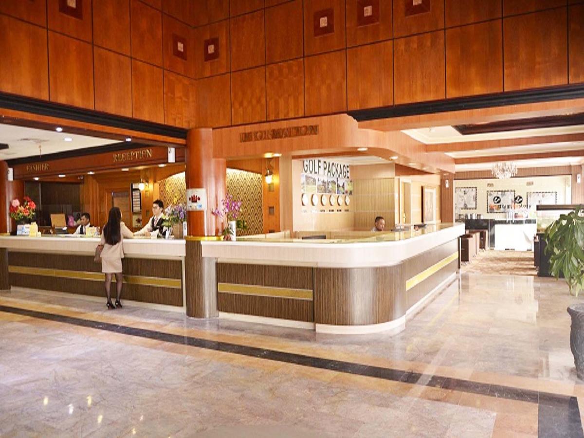 Formosa Hotel Batam Exterior foto
